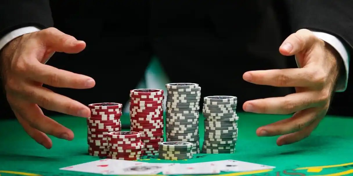 In-play odds adjustment during live match